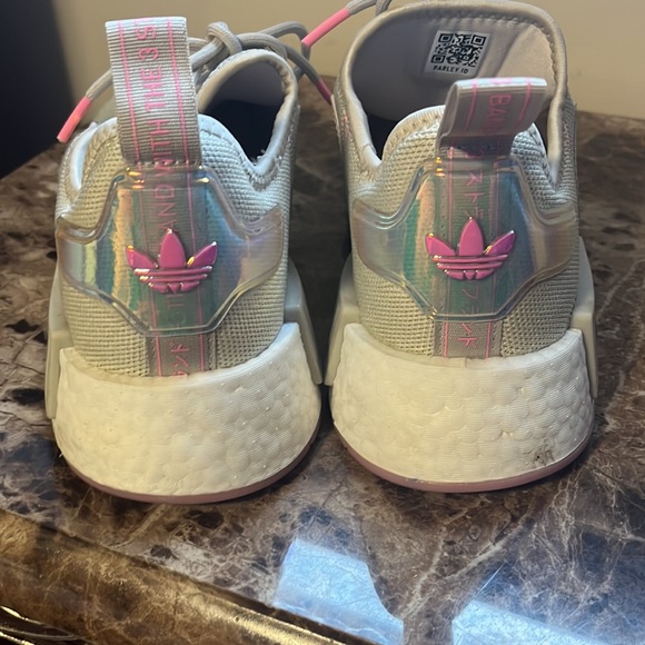 Women’s adidas shoes - Picture 4 of 5